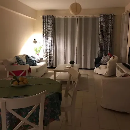 Lemon Tree Tersefanou Apartment